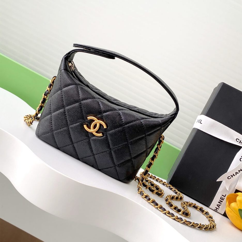 CHANEL Classic Hobo with Chain Black