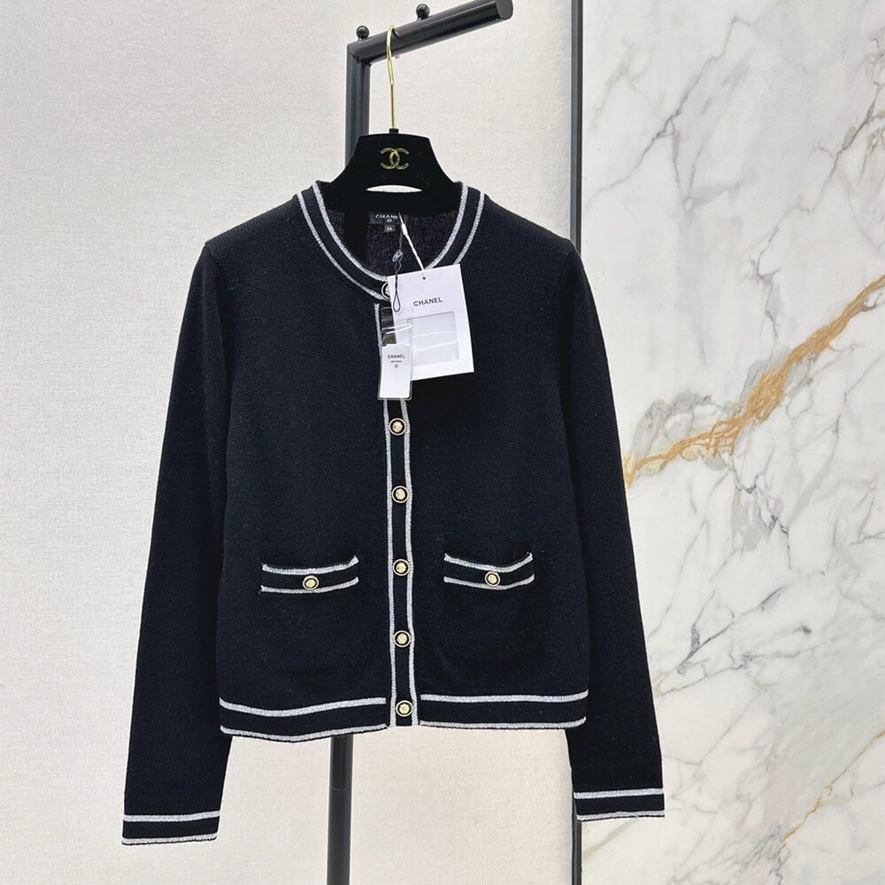 CHANEL WOMEN CARDIGAN