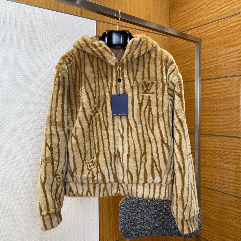 LV UNISEX COAT